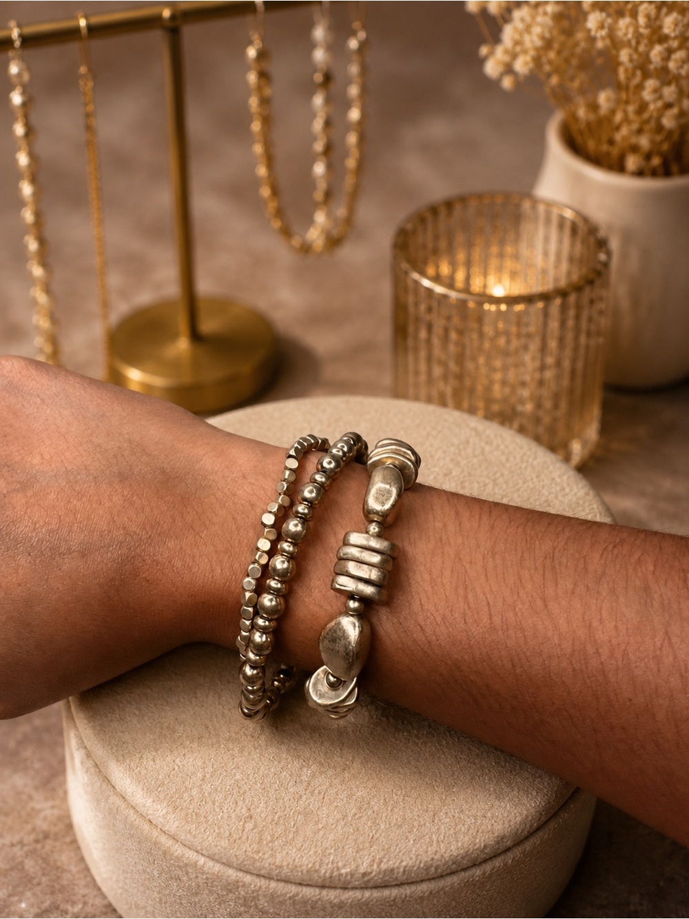 Universal Thread Gold Beaded Stretch Bracelet Set